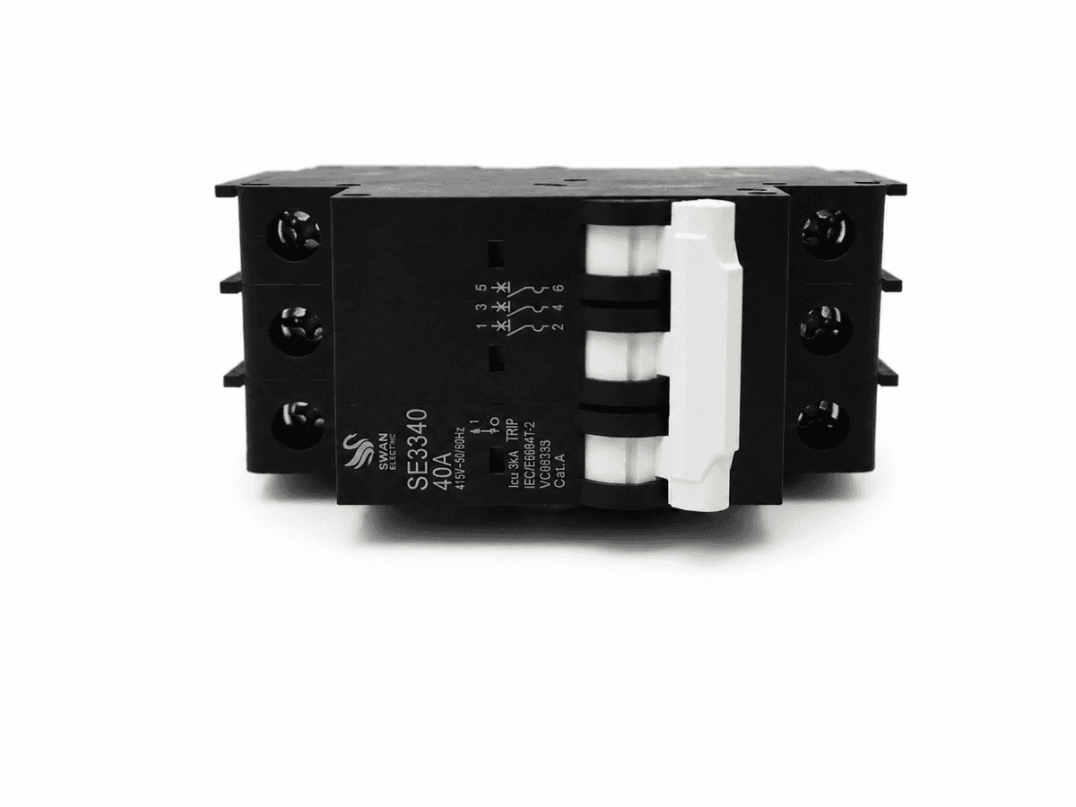 CIRCUIT BREAKER 3P 40A 6KA 54MM MCB Schneider
